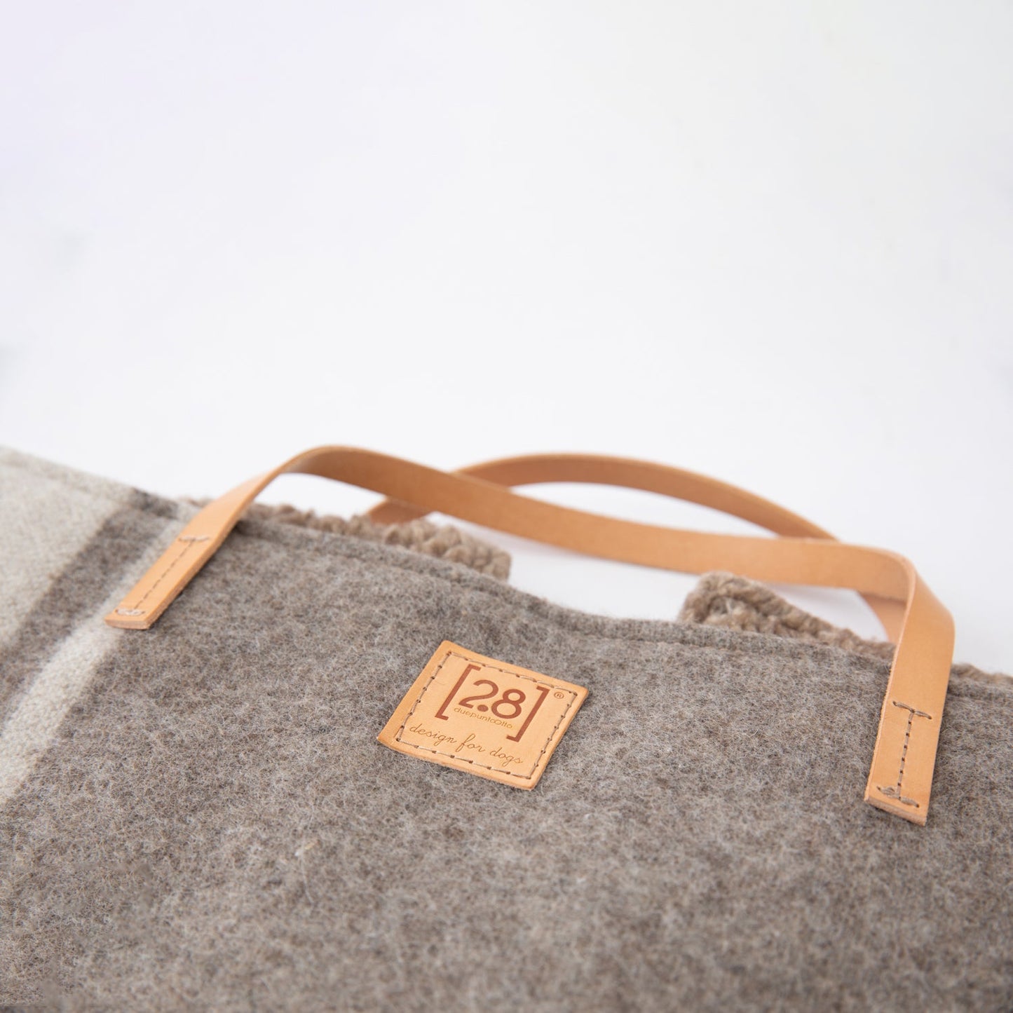 Steve Recycled Wool Dog Travel Mat