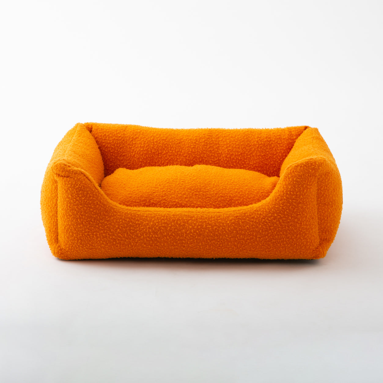 Henri Dog Bed