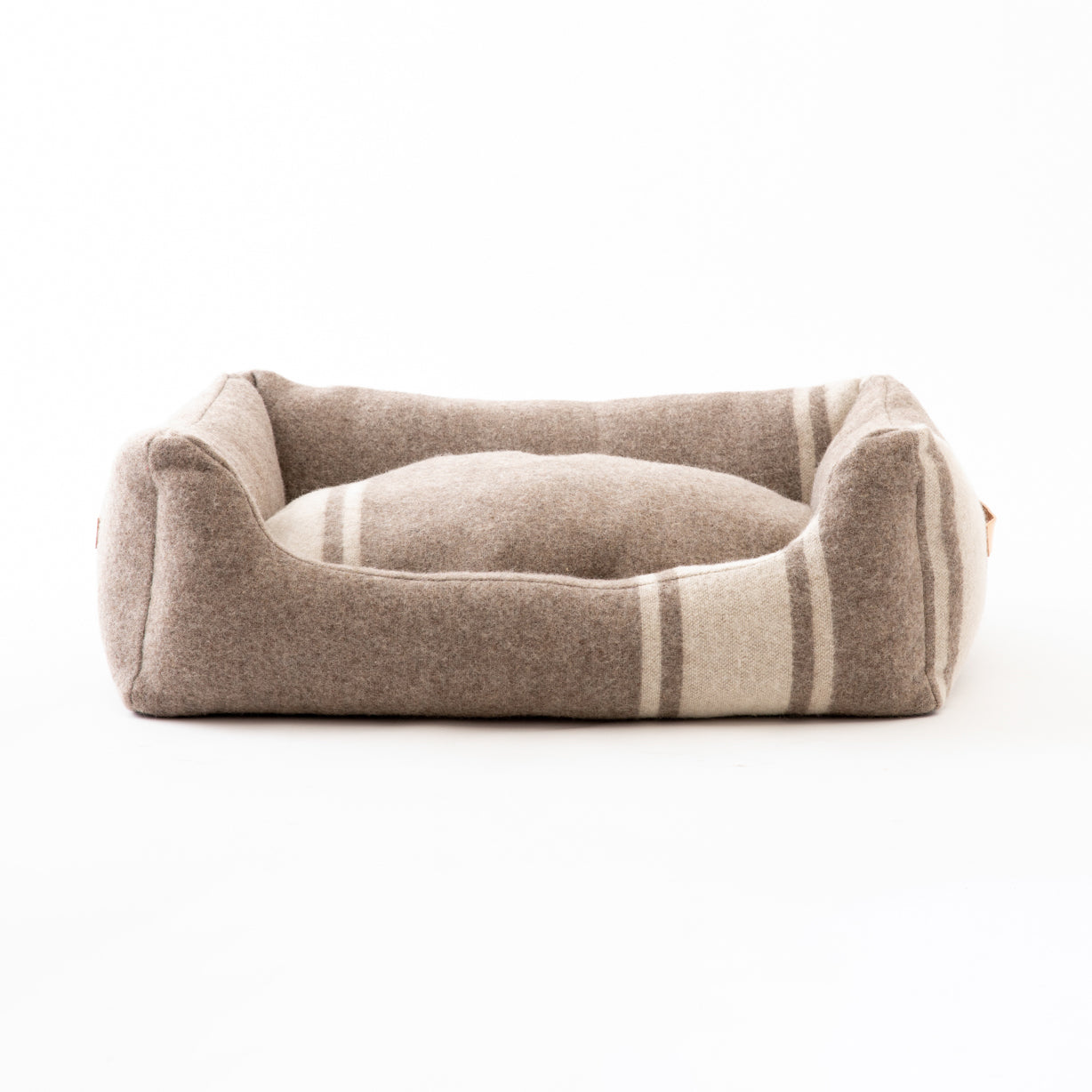 Henri Recycled Wool Dog Bed