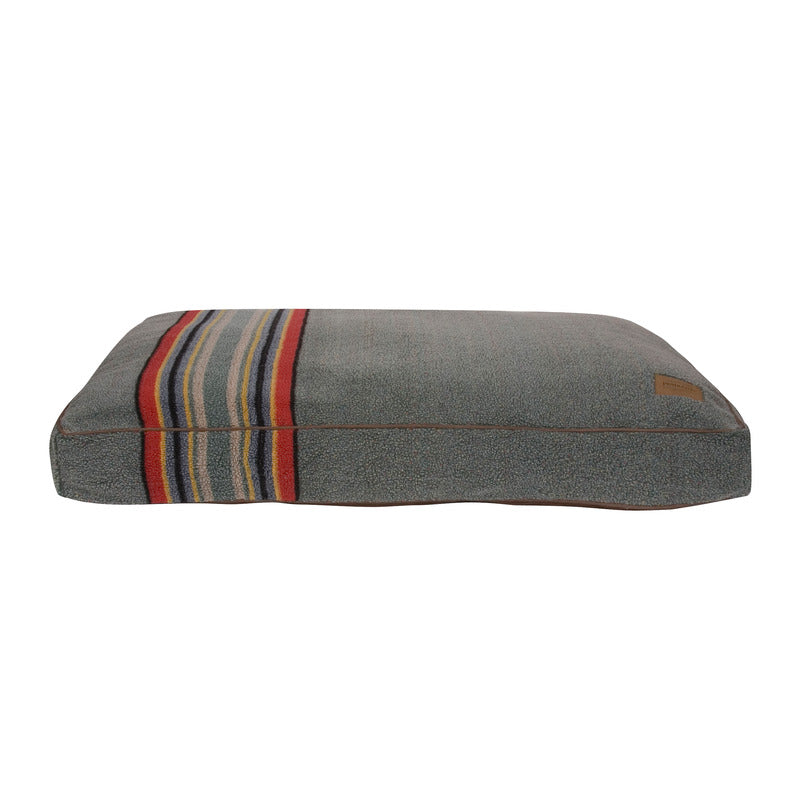 Vintage Camp Pet Napper