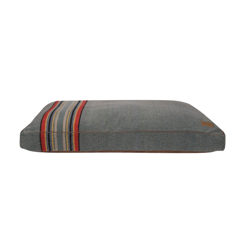 Vintage Camp Pet Napper